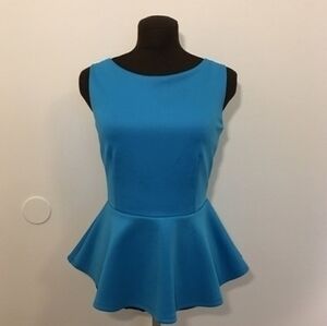 NWOT Bisou Bisou Women’s Blue Peplum Top Size Small